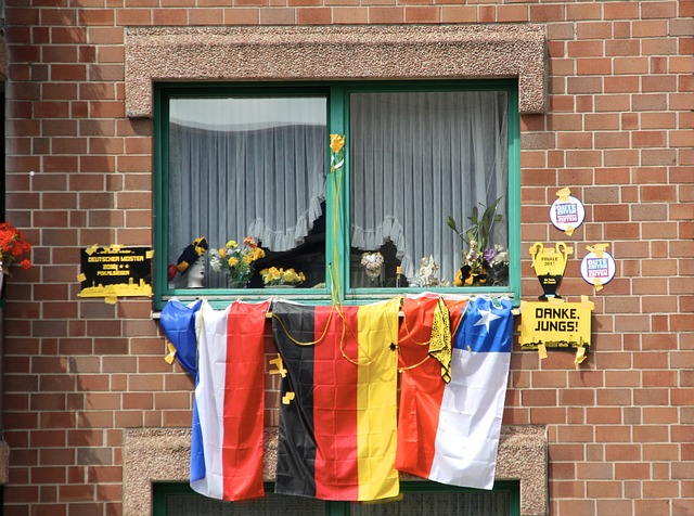 他不可抗拒 他不可抗拒